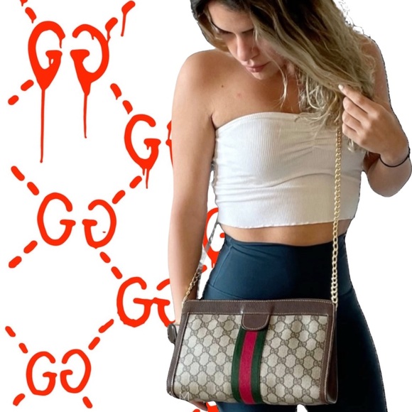 Gucci Handbags - Gucci Clutch Crossbody bag